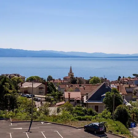 Rona Tena Lägenhet *